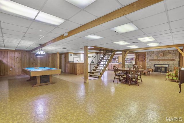 10448 Gregory Court, St Louis, MO 63128