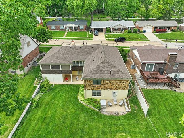 10448 Gregory Court, St Louis, MO 63128