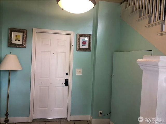 521 128th Street S, Tacoma, WA 98444