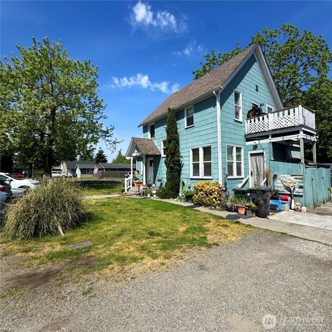 521 128th Street S, Tacoma, WA 98444