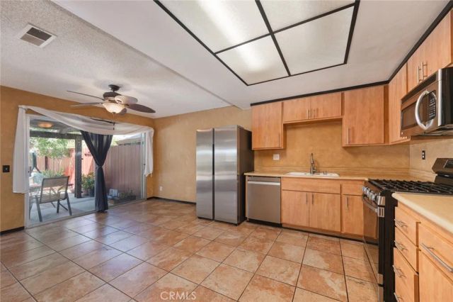 15903 Ada Street, Canyon Country, CA 91387