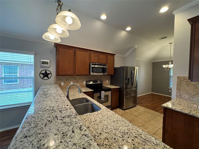 112 Eagle Owl LOOP, Leander, TX 78641