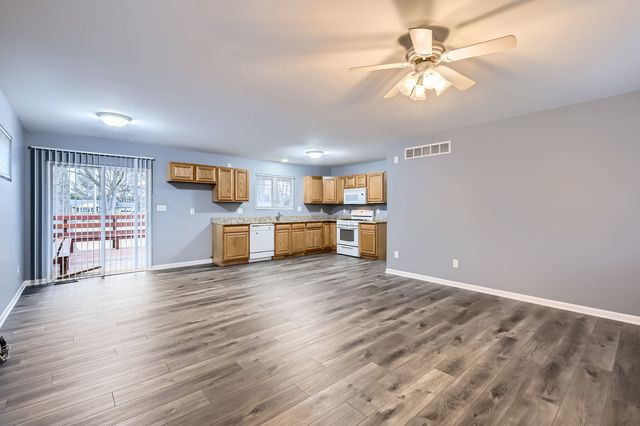 601 Oakwood Drive, Geneva, IL 60134