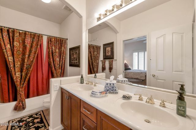 15047 W FAIRMOUNT Avenue, Goodyear, AZ 85395