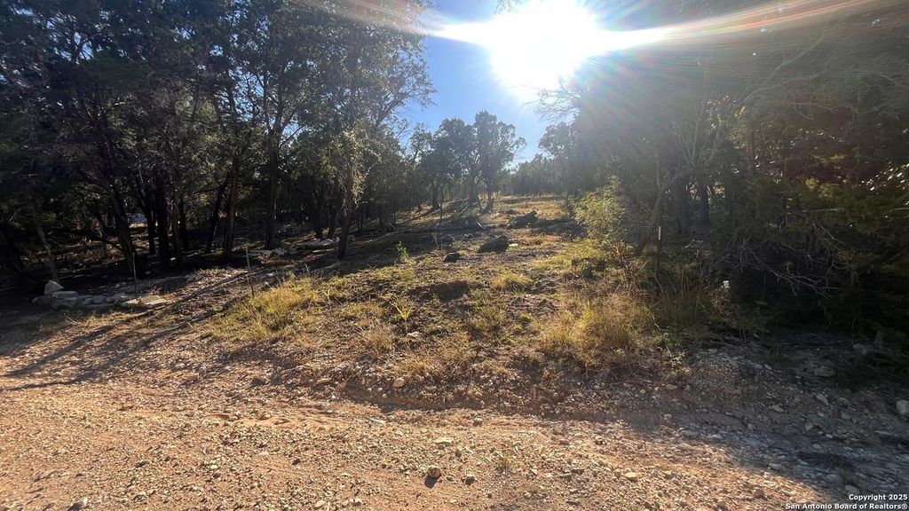 0 Wyatt Earp, Bandera, TX 78003