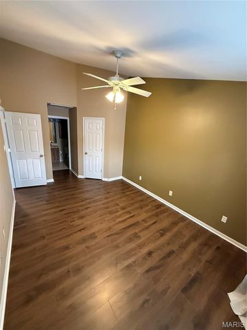 1610 Forest Springs Lane C, Ballwin, MO 63021