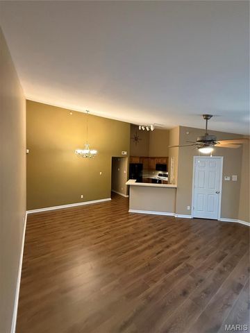 1610 Forest Springs Lane C, Ballwin, MO 63021