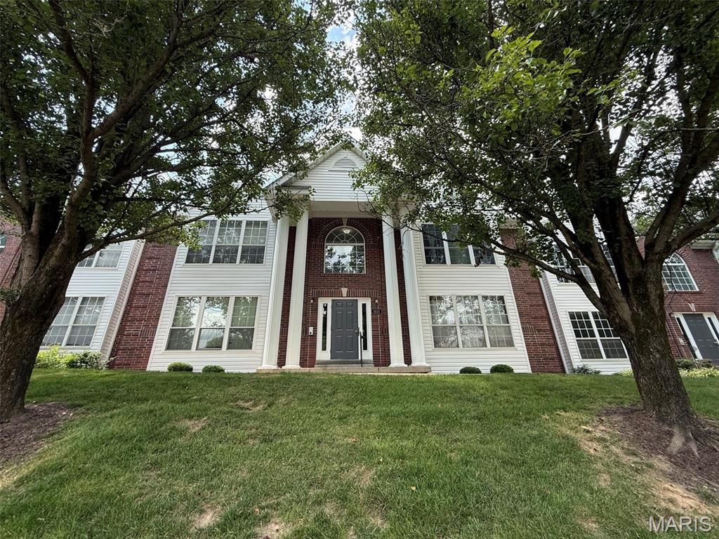 1610 Forest Springs Lane C, Ballwin, MO 63021