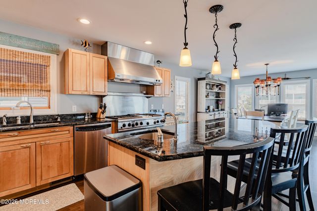 27 Maryland Road, Little Egg Harbor, NJ 08087