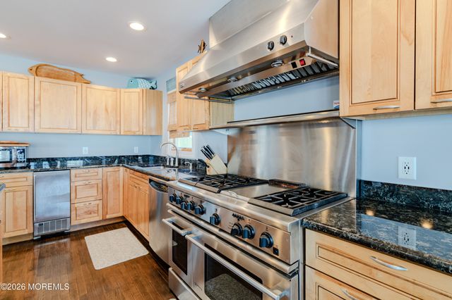 27 Maryland Road, Little Egg Harbor, NJ 08087