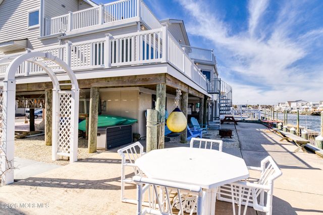 27 Maryland Road, Little Egg Harbor, NJ 08087