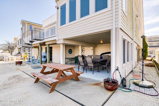 27 Maryland Road, Little Egg Harbor, NJ 08087