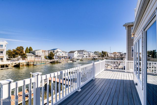 27 Maryland Road, Little Egg Harbor, NJ 08087