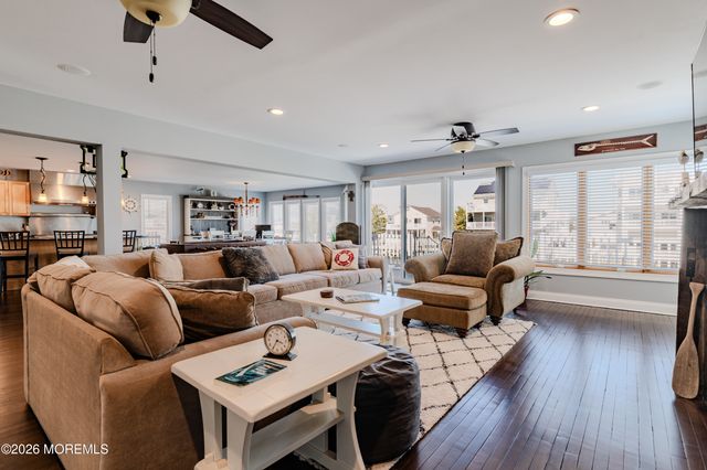 27 Maryland Road, Little Egg Harbor, NJ 08087