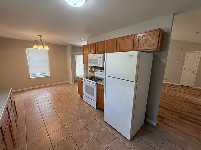 1432 BODIE DR, Columbia, MO 65202