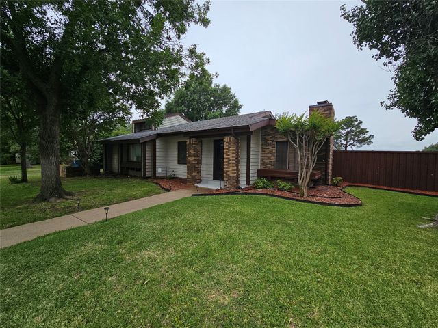 602 Prairie Dell Street, Lewisville, TX 75067