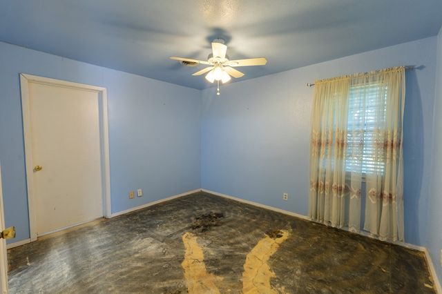 1103 Fifth Ave, Coleman, TX 76834