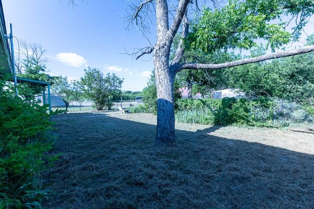 1103 Fifth Ave, Coleman, TX 76834