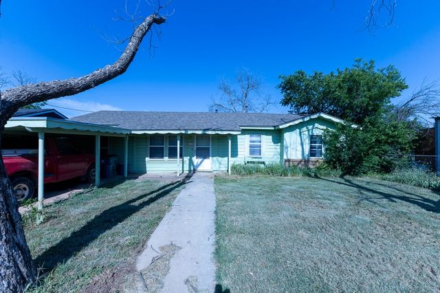 1103 Fifth Ave, Coleman, TX 76834