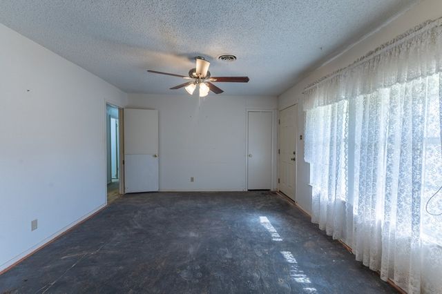 1103 Fifth Ave, Coleman, TX 76834
