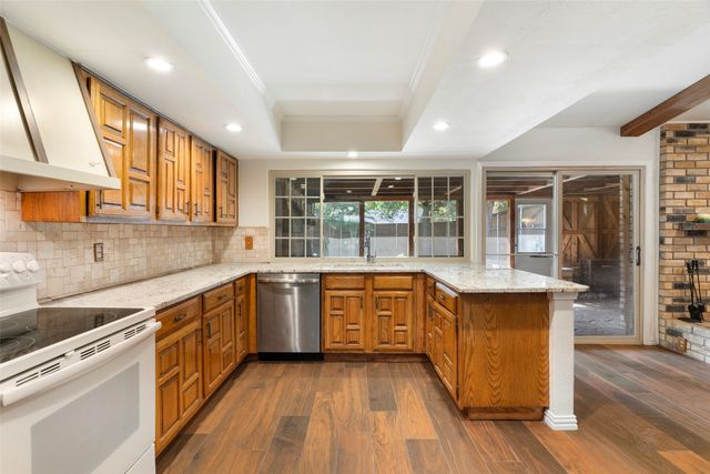 3618 Arbor Trail, Garland, TX 75043