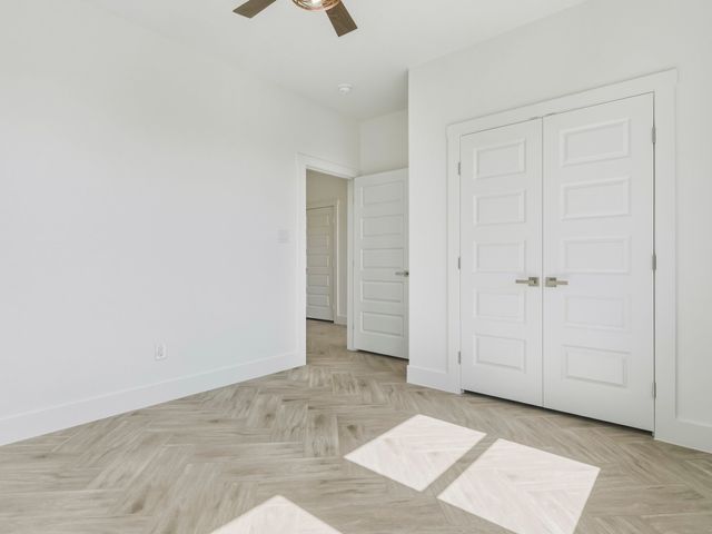 1412 Ridgeview Circle, Granbury, TX 76048