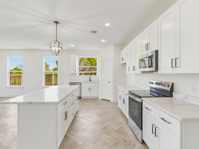 1412 Ridgeview Circle, Granbury, TX 76048