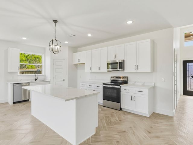 1412 Ridgeview Circle, Granbury, TX 76048