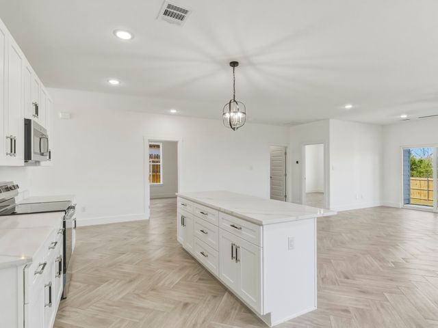 1412 Ridgeview Circle, Granbury, TX 76048