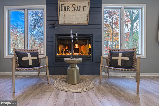 520 S 8TH AVE, Galloway Twp, NJ 08205