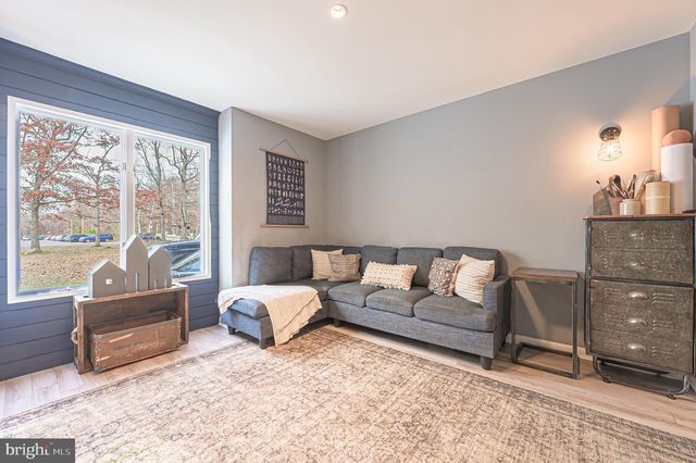 520 S 8TH AVE, Galloway Twp, NJ 08205