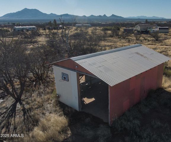 8702 E CLINTON Lane, Hereford, AZ 85615