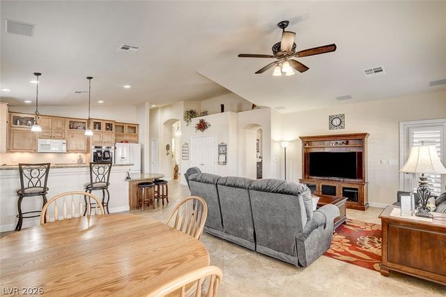 2096 Dakota Lodge Avenue, Las Vegas, NV 89123