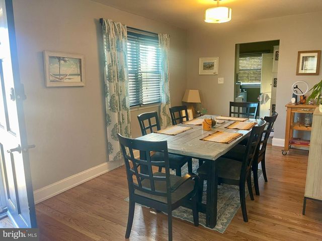 205 WARREN AVE, Bellmawr, NJ 08031