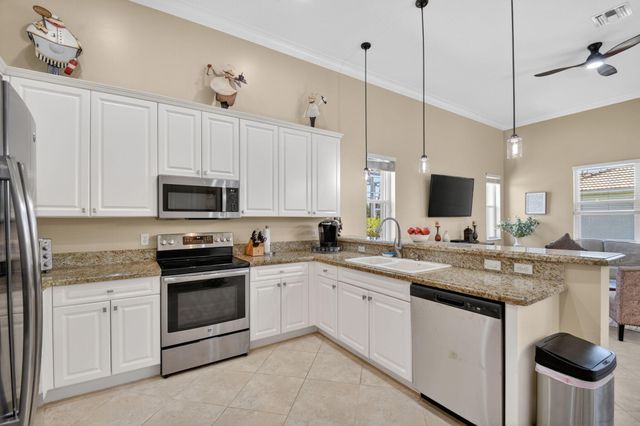 6664 Murano Way, Lake Worth, FL 33467