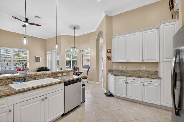 6664 Murano Way, Lake Worth, FL 33467