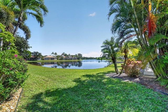 6664 Murano Way, Lake Worth, FL 33467
