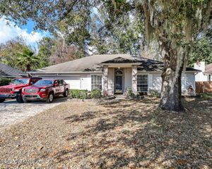 3528 BARREL SPRINGS Drive, Orange Park, FL 32073
