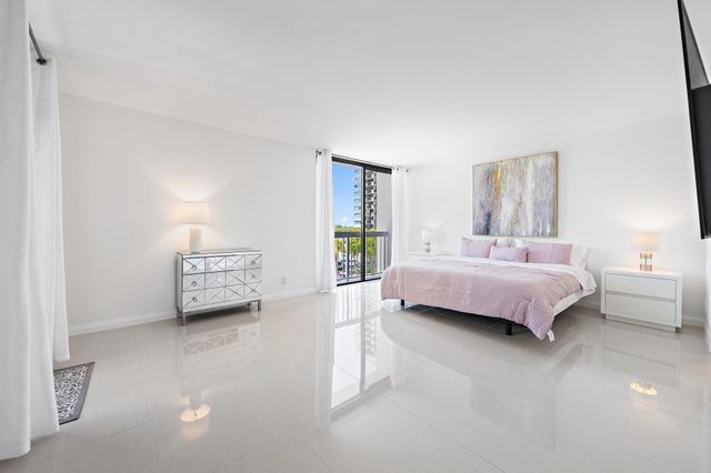 123 Lakeshore Drive 445, North Palm Beach, FL 33408