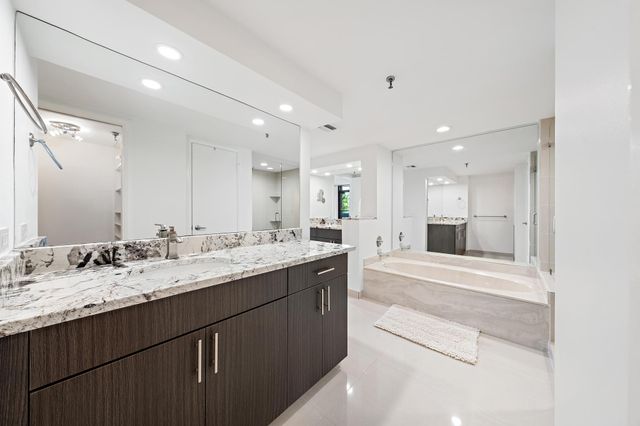 123 Lakeshore Drive 445, North Palm Beach, FL 33408