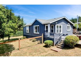 1004 Sw TARA Ln, Waldport, OR 97394