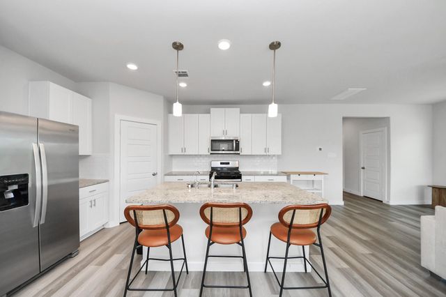 1929 Oregon White Oak Drive, Conroe, TX 77304