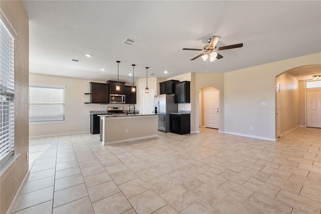 5216 Montague Loop, Bryan, TX 77807