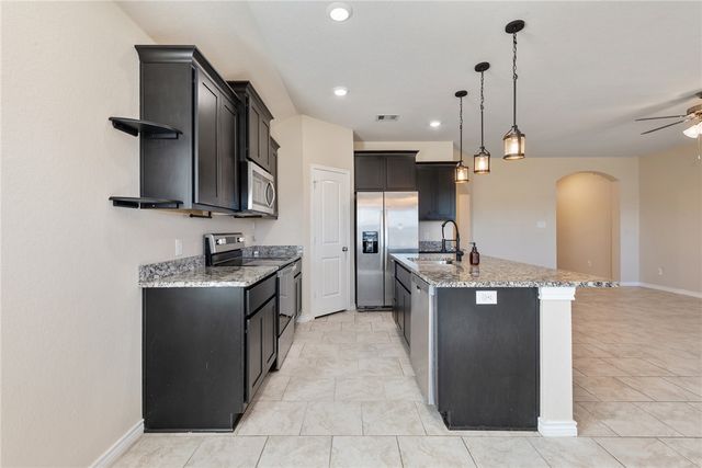 5216 Montague Loop, Bryan, TX 77807