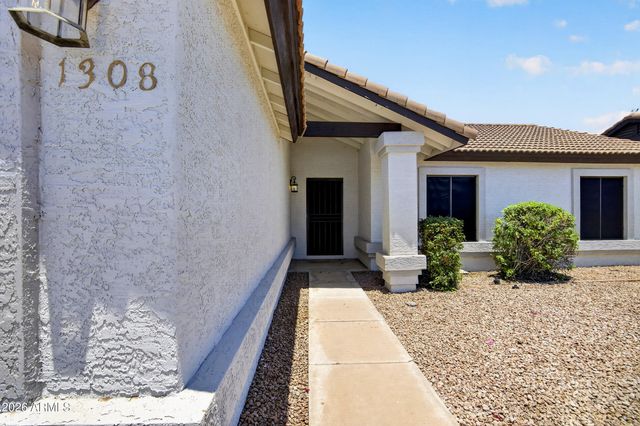 1308 E PRINCETON Avenue, Gilbert, AZ 85234