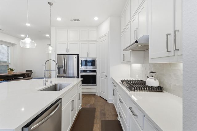 8029 Pine Island Way, Mckinney, TX 75071