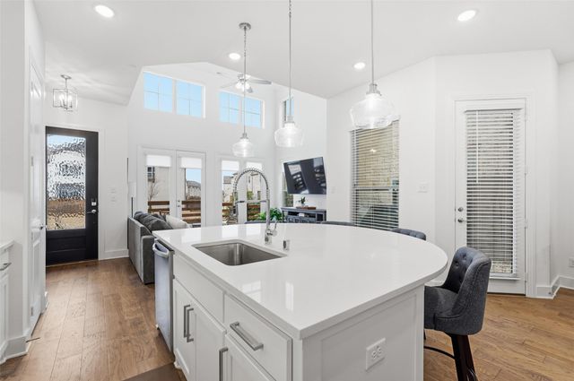 8029 Pine Island Way, Mckinney, TX 75071