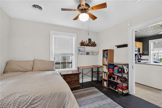 901 Stewart ST, Chesapeake, VA 23324