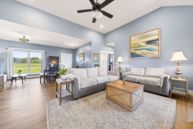 5367 Roy Holman Rd, Springfield, TN 37172
