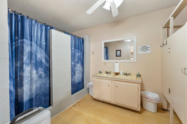 124 Arrowhead, Comanche, TX 76442